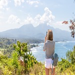 How To Avoid Standing Out As A Tourist